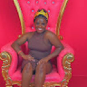 Meet your Posher, Queen